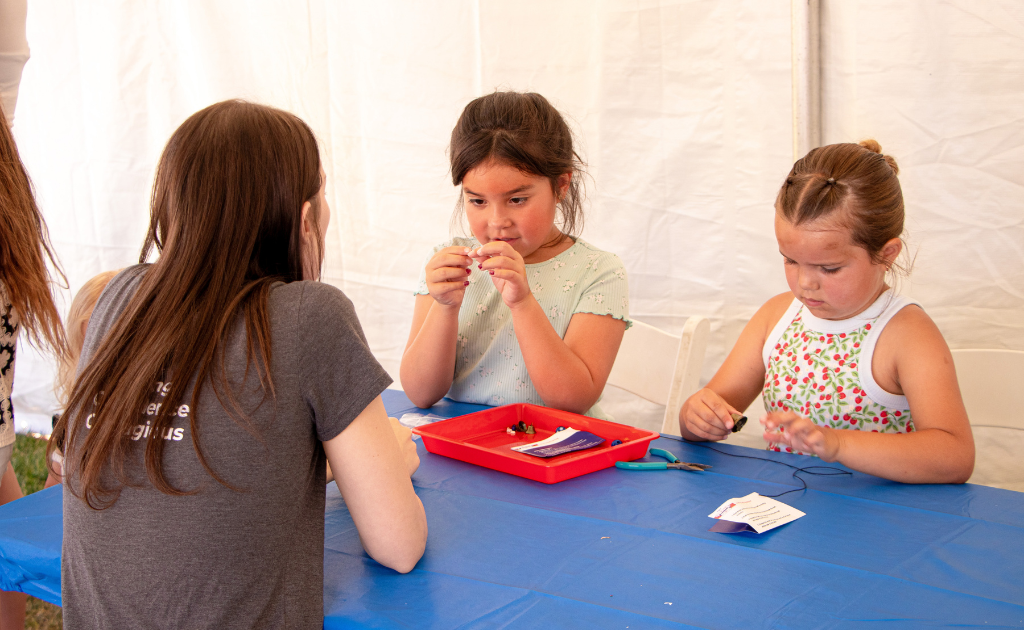Imaginaria activity card experience photo 4