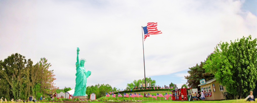 giant flag statue of liberty