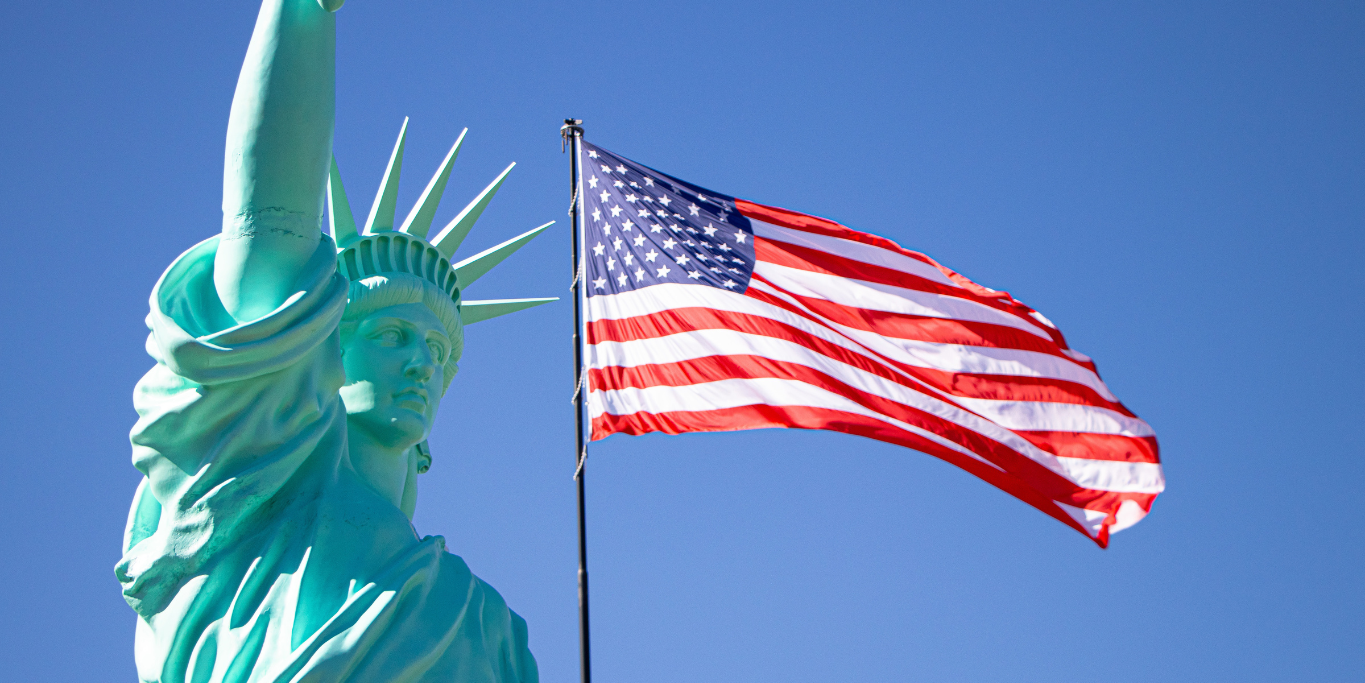 Featured image for blog post: Explore America’s Most Famous Monuments at Imaginaria