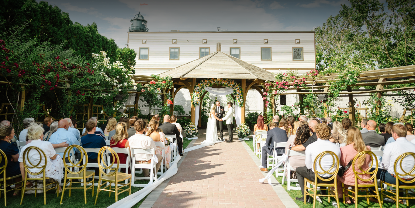 Featured image for blog post: August Wedding Trends We’re Loving Right Now at Thanksgiving Point 